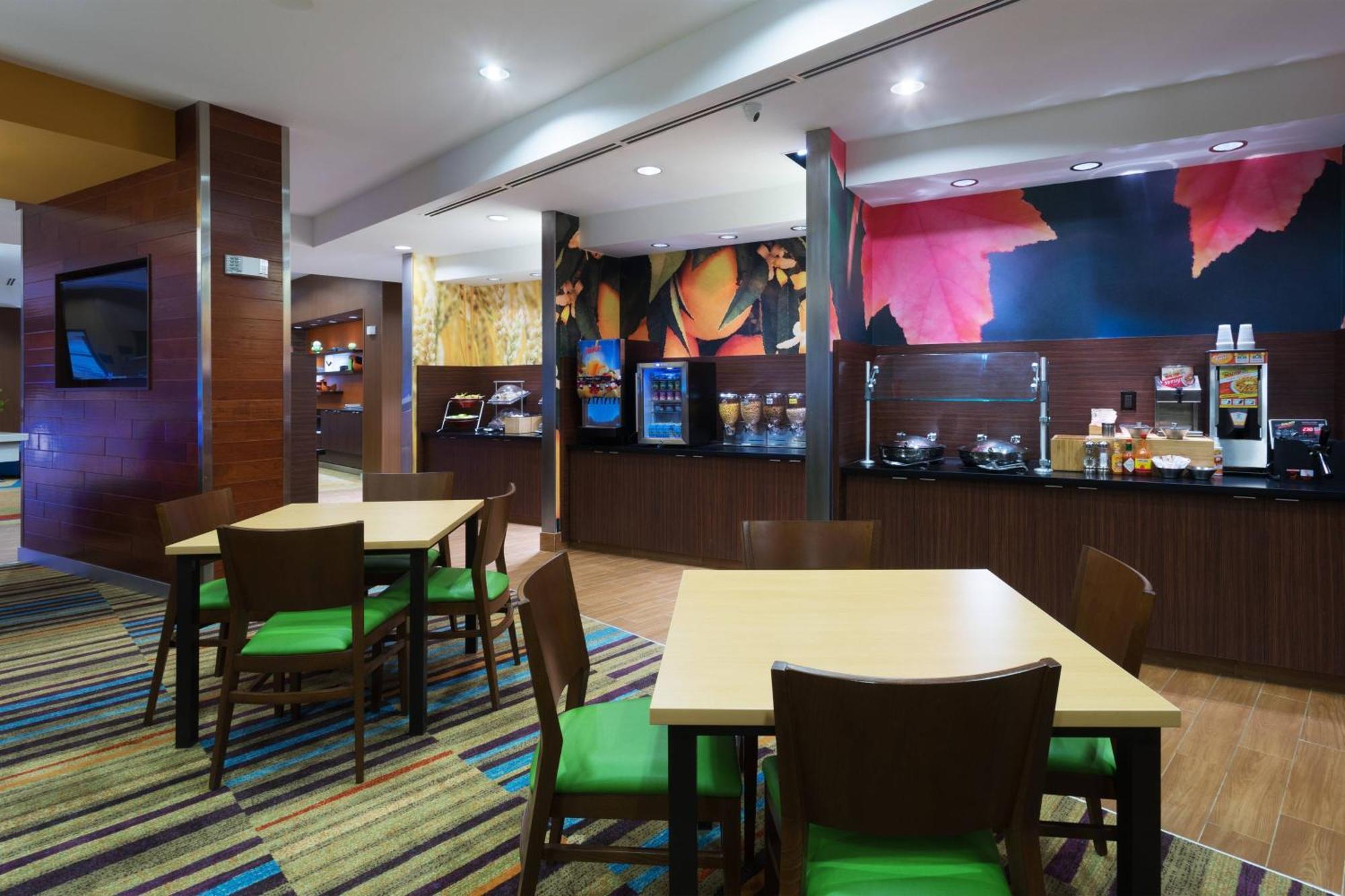 Fairfield Inn & Suites By Marriott Форт Стоктън Екстериор снимка